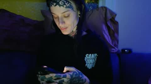 alaska online show from October 1, 2025, 3:23 am