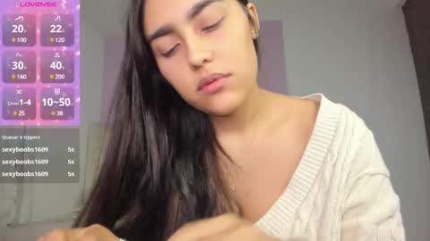 Snapshot of caylin_jordan chatting on February 11, 2025, 7:02 am Cay online show from February 11, 2025, 7:02 am