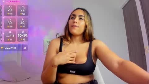 Snapshot of caylin_jordan chatting on November 9, 2025, 12:25 pm Cay online show from November 9, 2025, 12:25 pm