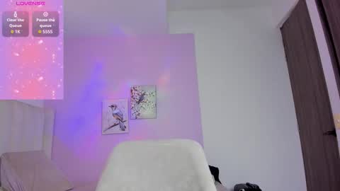 Snapshot of caylin_jordan chatting on November 18, 2025, 12:31 pm Cay online show from November 18, 2025, 12:31 pm