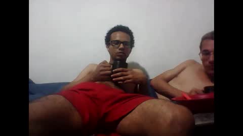 Snapshot of cazalhotbr chatting on December 1, 2024, 10:21 pm hanging out online show from December 1, 2024, 10:21 pm