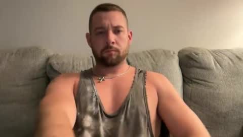 cboyy20 online show from April 28, 2026, 11:43 pm