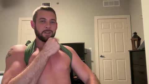cboyy20 online show from May 14, 2026, 4:41 am