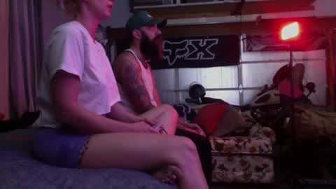 Snapshot of ccgreysweatpants chatting on September 29, 2025, 4:17 am WHAT CAN YOU GET US TO DO online show from September 29, 2025, 4:17 am