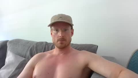 Snapshot of ccloser87 chatting on May 25, 2026, 9:15 am ccloser87 online show from May 25, 2026, 9:15 am