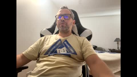 Tomys online show from October 20, 2025, 6:08 pm