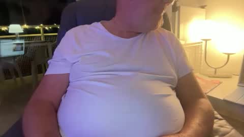 Snapshot of ccpower chatting on November 29, 2025, 10:24 pm ccpower online show from November 29, 2025, 10:24 pm