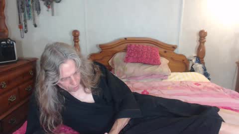 Snapshot of cdsextoy1 chatting on October 8, 2025, 10:24 am Jackie online show from October 8, 2025, 10:24 am