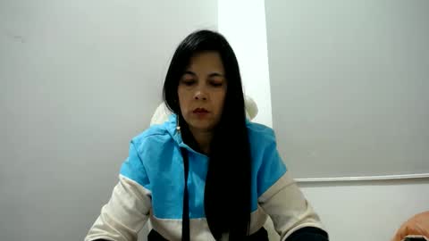 ceci online show from January 9, 2025, 2:11 am