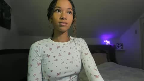 Snapshot of cedaya555 chatting on December 4, 2024, 9:07 am CEDAYA555 online show from December 4, 2024, 9:07 am