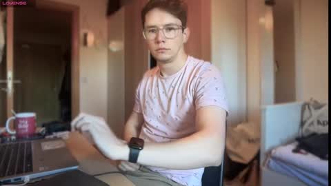 Snapshot of ceedm91 chatting on October 22, 2025, 9:53 am ceedm91 online show from October 22, 2025, 9:53 am