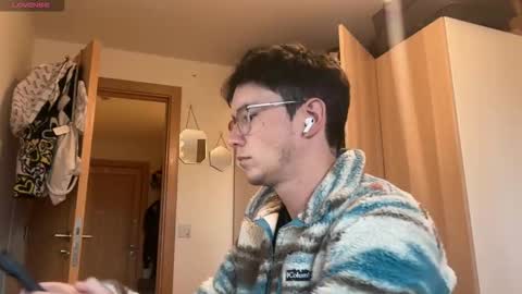 Snapshot of ceedm91 chatting on February 19, 2026, 4:58 pm ceedm91 online show from February 19, 2026, 4:58 pm