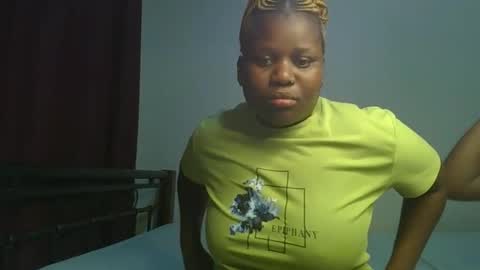 Snapshot of ceepretty25 chatting on March 3, 2026, 11:27 am ceepretty25 online show from March 3, 2026, 11:27 am