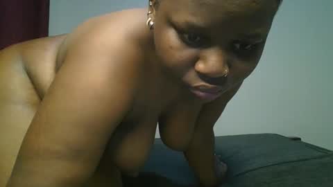Snapshot of ceepretty25 chatting on April 25, 2026, 1:41 pm ceepretty25 online show from April 25, 2026, 1:41 pm