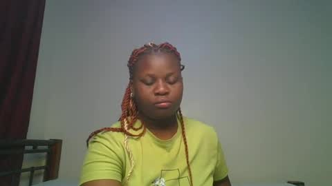 Snapshot of ceepretty25 chatting on June 25, 2026, 12:43 am ceepretty25 online show from June 25, 2026, 12:43 am