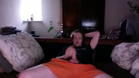 Snapshot of ceezeee chatting on December 15, 2024, 8:08 am ceezeee online show from December 15, 2024, 8:08 am