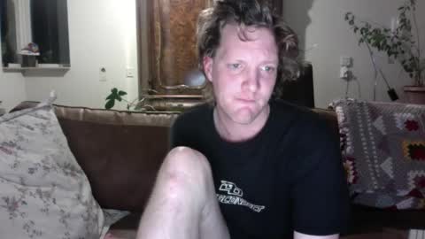 Snapshot of ceezeee chatting on December 29, 2024, 5:10 am ceezeee online show from December 29, 2024, 5:10 am