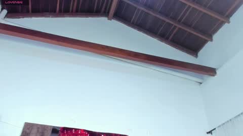 celene_rosejs online show from May 4, 2026, 3:41 pm