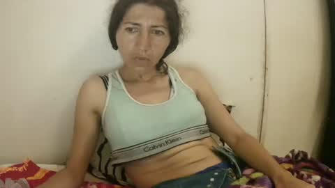 Snapshot of celeste198694 chatting on October 28, 2025, 1:47 pm celeste198694 online show from October 28, 2025, 1:47 pm