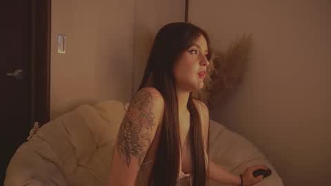 Snapshot of celeste_angel1 chatting on March 4, 2025, 12:07 am Diane Independent model online show from March 4, 2025, 12:07 am