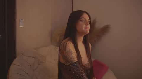 Snapshot of celeste_angel1 chatting on March 11, 2025, 7:25 pm Diane Independent model online show from March 11, 2025, 7:25 pm