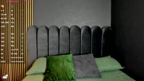 Celeste  online show from December 19, 2025, 5:14 am