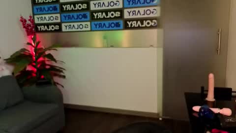 celeste owen18 online show from January 17, 2026, 4:06 am