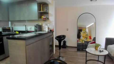 Snapshot of celeste_pervert chatting on December 16, 2025, 4:23 pm mia sofiabohorquez INSTAGRAM online show from December 16, 2025, 4:23 pm