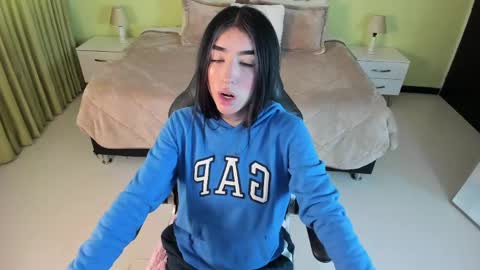 Snapshot of celeste_rous__ chatting on April 21, 2026, 11:38 am Celeste online show from April 21, 2026, 11:38 am