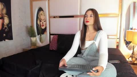 Snapshot of celeste_starsss chatting on July 15, 2026, 9:31 pm celeste_starsss online show from July 15, 2026, 9:31 pm