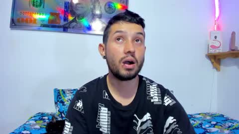 Snapshot of celeste_y_pipe chatting on February 1, 2025, 3:52 am Celeste Y Pipe online show from February 1, 2025, 3:52 am