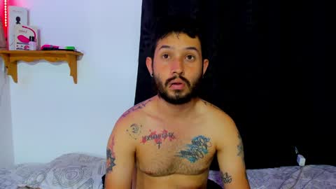 Snapshot of celeste_y_pipe chatting on February 26, 2025, 8:37 am Celeste Y Pipe online show from February 26, 2025, 8:37 am