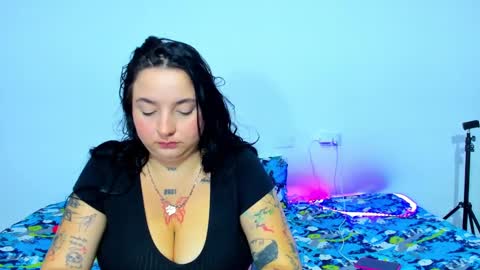 Snapshot of celeste_y_pipe chatting on March 4, 2025, 8:35 am Celeste Y Pipe online show from March 4, 2025, 8:35 am