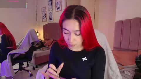 Snapshot of celestee15_ chatting on January 14, 2026, 11:38 am Celeste online show from January 14, 2026, 11:38 am