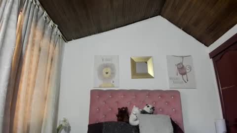 Celeste online show from December 5, 2025, 11:30 am