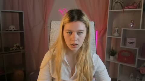 Snapshot of celestinemauriac chatting on May 19, 2026, 6:58 pm your cute kitty online show from May 19, 2026, 6:58 pm