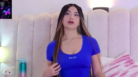 Snapshot of celestte_vanegas chatting on March 19, 2026, 5:50 pm celestte_vanegas online show from March 19, 2026, 5:50 pm