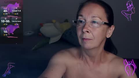 Snapshot of celine_faer1 chatting on September 10, 2025, 10:10 pm Celine online show from September 10, 2025, 10:10 pm
