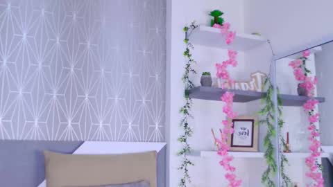 Snapshot of celine_lee chatting on November 12, 2025, 1:44 pm Celine online show from November 12, 2025, 1:44 pm