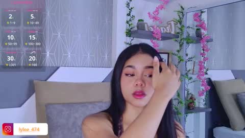 Snapshot of celine_lee chatting on November 28, 2025, 3:25 pm Celine online show from November 28, 2025, 3:25 pm