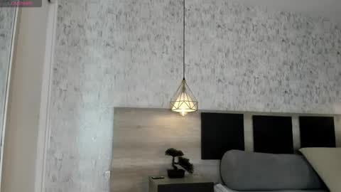 Snapshot of celine_lee chatting on November 30, 2025, 3:49 pm Celine online show from November 30, 2025, 3:49 pm