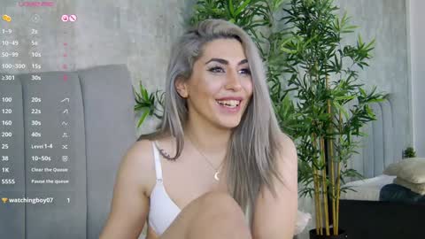 CelineMeyer online show from January 22, 2025, 12:49 pm