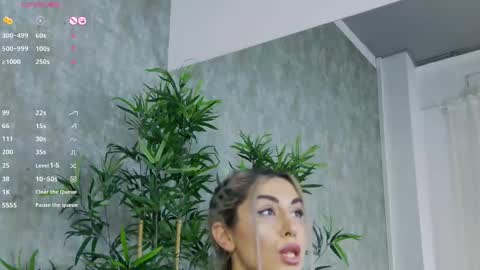 CelineMeyer online show from March 5, 2025, 5:40 am