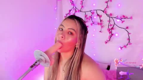 Hello guys my name is Sofi and Lizzie and  Vanessa online show from October 18, 2025, 3:24 pm