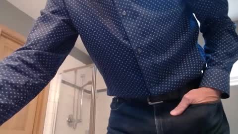 Snapshot of centerfield24 chatting on February 28, 2025, 11:12 pm Centerfield online show from February 28, 2025, 11:12 pm