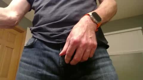 Snapshot of centerfield24 chatting on March 3, 2025, 7:32 am Centerfield online show from March 3, 2025, 7:32 am