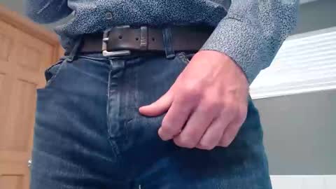 Snapshot of centerfield24 chatting on March 3, 2025, 7:28 pm Centerfield online show from March 3, 2025, 7:28 pm