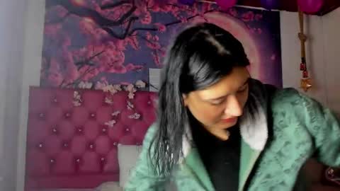 Cerecita  online show from February 11, 2025, 12:37 pm