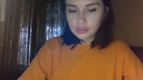 Snapshot of cerisedood82 chatting on April 8, 2026, 10:59 am Eva online show from April 8, 2026, 10:59 am