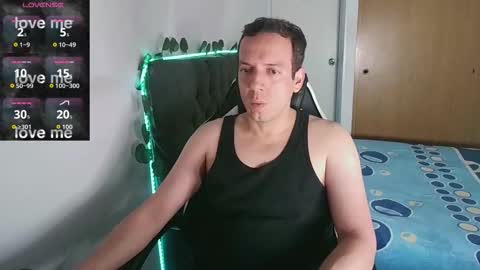 Cerso online show from October 12, 2025, 1:15 am